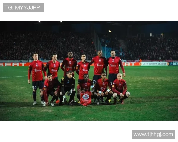 萨尔次堡主场迎战利物浦双方争夺欧冠小组赛关键胜利